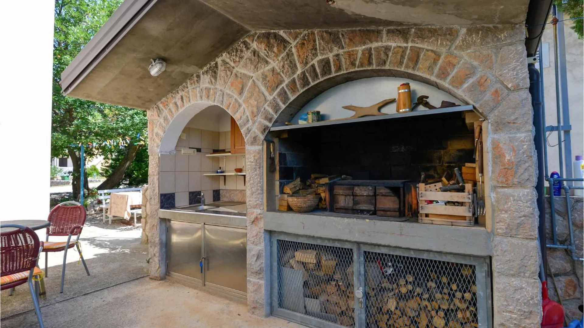 Cozy Apartment In Starigrad Paklenica With Wifi 0*,  Kroatië